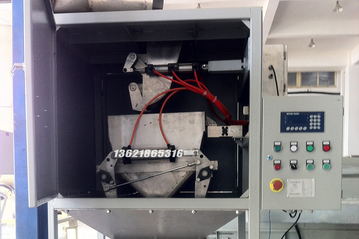 噸袋包裝機(jī),大袋包裝機(jī),噸包機(jī),噸袋包裝秤,噸袋全自動(dòng)包裝機(jī) 噸袋包裝機(jī),大袋包裝機(jī),噸包機(jī),噸袋包裝秤,噸袋全自動(dòng)包裝機(jī)