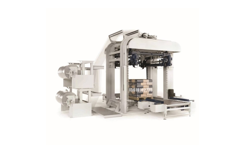 裝備齊全的負(fù)載包裝機(jī)