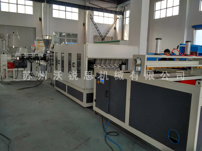 合成樹脂瓦設(shè)備